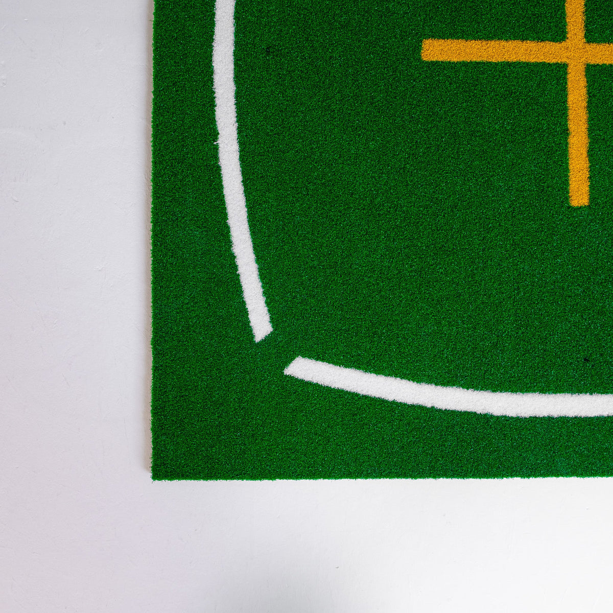 GolfBays Academy Golf Hitting Mat – 4'11" × 4'11" with Alignment Guides