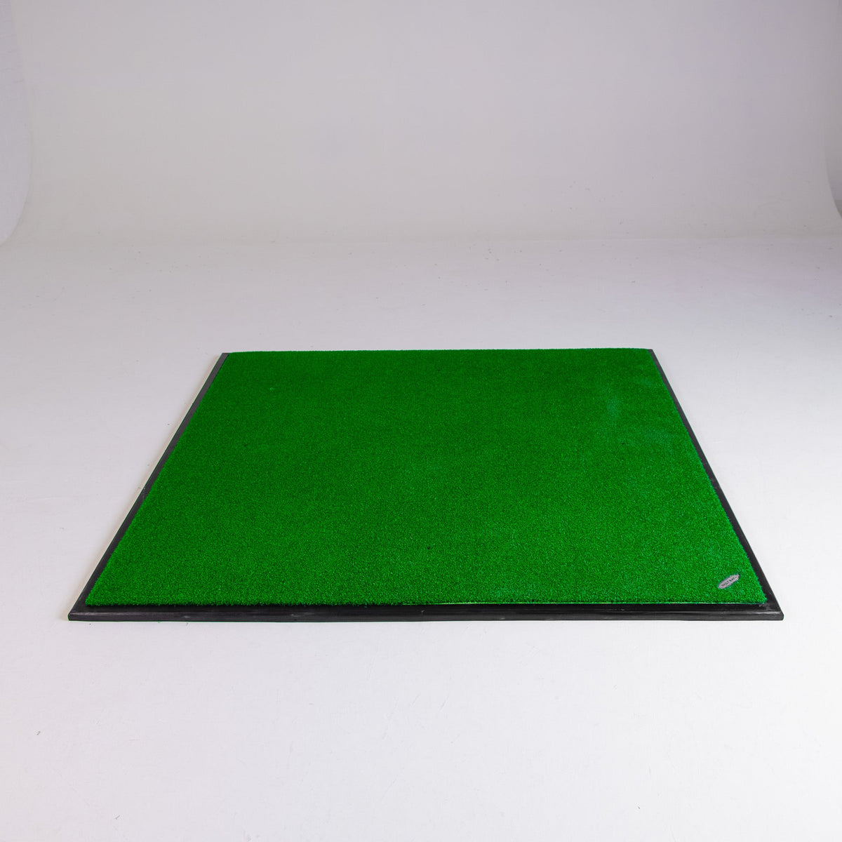 GolfBays Standard Golf Hitting Mat – 4'11" × 4'11" Synthetic Turf